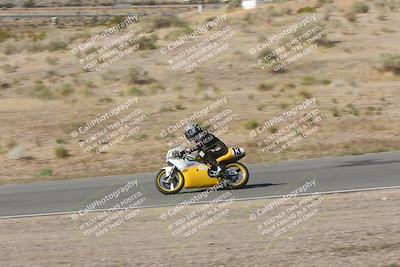 media/Apr-20-2025-AHRMA (Sun) [[393a79c373]]/Race/Group 11 early race/Turn 4b/